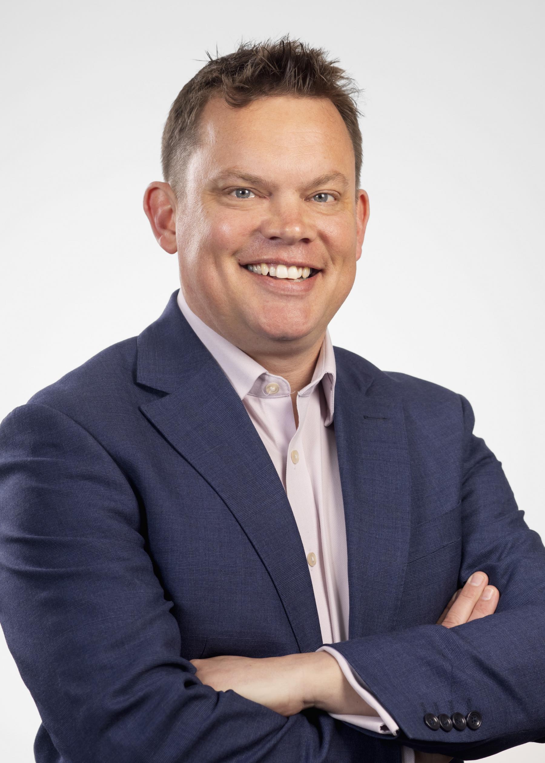 Tim Graveney Juniors Manager